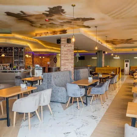 Sea View Allure With Balcony Primorszko