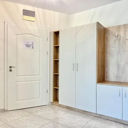 דירה Sea View Allure With Balcony פרימורסקו