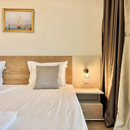 Sea View Allure With Balcony Apartman *