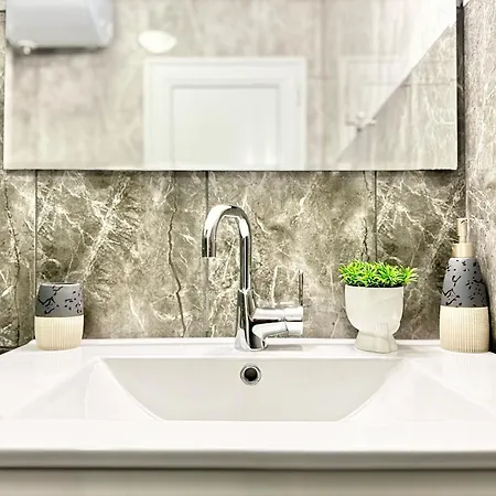 Sea View Allure With Balcony *