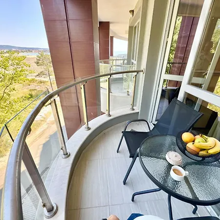Sea View Allure With Balcony * פרימורסקו