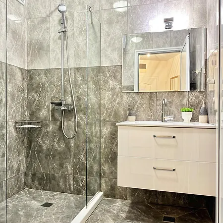 Apartman Sea View Allure With Balcony