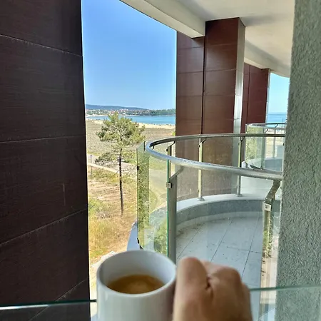 Sea View Allure With Balcony Lägenhet Primorsko